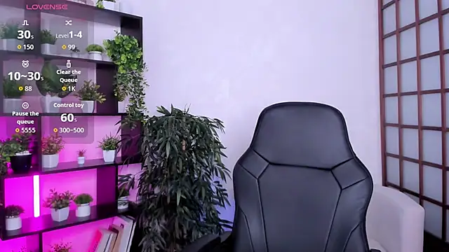 O1d Lady online show from November 2025 08:46:02 AM