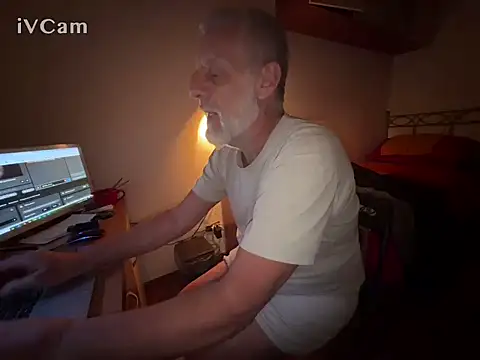 Snapshot of Pigna16PSRN chatting on February 2026 10:03:01 PM Pigna16PSRN online show from February 2026 10:03:01 PM