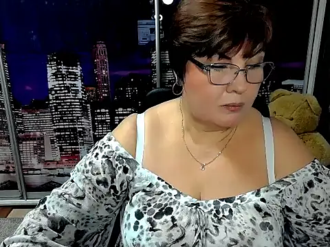 Bela Lana  online show from November 2025 05:38:01 PM