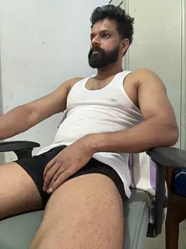 Vineeth3906 online show from May 2026 07:02:02 AM
