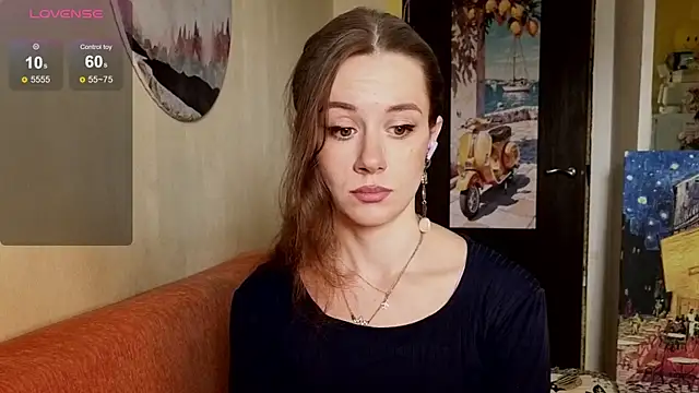 Snapshot of SkyHelen chatting on June 2026 06:44:01 AM SkyHelen online show from June 2026 06:44:01 AM