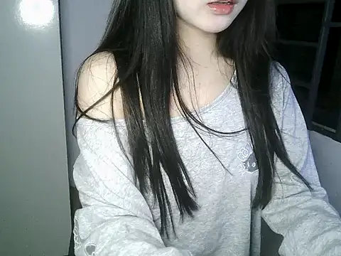 Annabelle-e online show from October 2025 03:18:02 PM