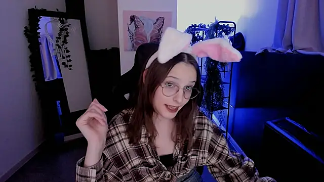 Snapshot of JenniferKiim chatting on November 2025 11:43:01 AM JenniferKiim online show from November 2025 11:43:01 AM