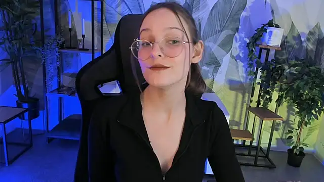 Snapshot of JenniferKiim chatting on December 2025 03:05:01 PM JenniferKiim online show from December 2025 03:05:01 PM