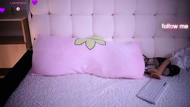 Pussylovekate online show from March 2026 08:19:01 AM