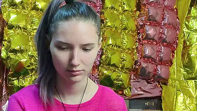  kikiclark   online show from April 2026 05:29:01 PM