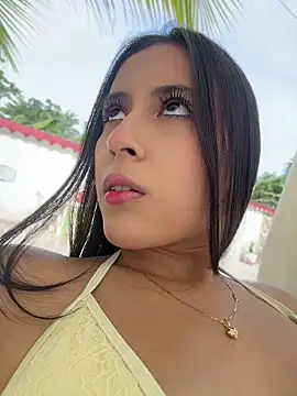 Juanita-Diaz online show from June 2026 08:36:01 PM