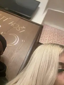 Steffi Snowbunny online show from February 2026 09:02:02 PM