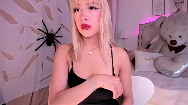 Snapshot of Mayajhons chatting on October 2025 11:11:02 AM Mayajhons online show from October 2025 11:11:02 AM