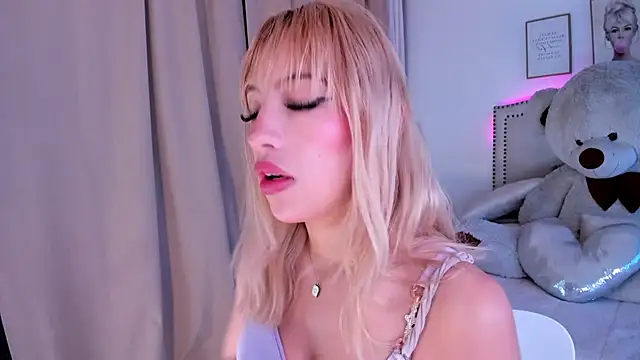 Snapshot of Mayajhons chatting on November 2025 12:27:02 PM Mayajhons online show from November 2025 12:27:02 PM