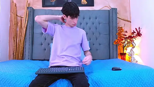 Snapshot of Luke_Carter chatting on December 2025 01:06:01 PM Luke Carter online show from December 2025 01:06:01 PM