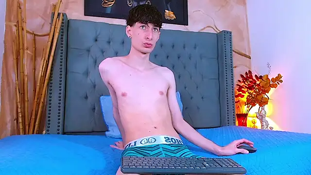 Snapshot of Luke_Carter chatting on February 2026 01:18:02 PM Luke Carter online show from February 2026 01:18:02 PM