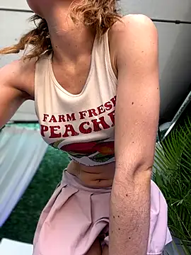 Snapshot of SweetieSinXXX chatting on October 2025 01:30:01 PM SweetieSinXXX online show from October 2025 01:30:01 PM