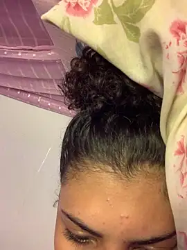 luluzinhax online show from February 2026 04:17:01 AM