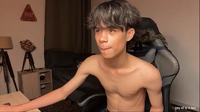 OopsAgain  online show from February 2026 11:25:01 PM