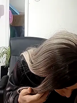 Andy Roses online show from February 2026 01:04:02 PM