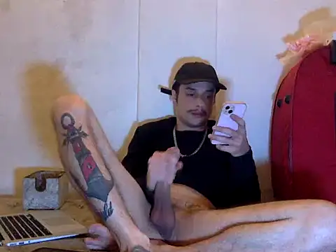 Snapshot of chrisalmeid_ chatting on October 2025 05:16:01 AM chrisalmeid online show from October 2025 05:16:01 AM