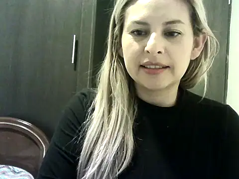 Valery  Rouse  online show from November 2025 03:52:02 AM