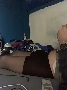 GeilerHSVFAN1989 online show from April 2026 05:17:01 PM