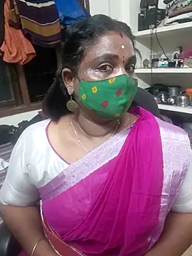 Snapshot of Tamil_Kavitha10 chatting on October 2025 05:51:02 PM Tamil Kavitha10 online show from October 2025 05:51:02 PM