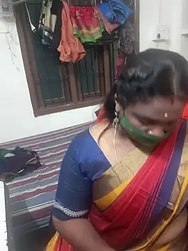 Snapshot of Tamil_Kavitha10 chatting on October 2025 02:20:01 PM Tamil Kavitha10 online show from October 2025 02:20:01 PM