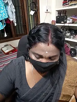 Snapshot of Tamil_Kavitha10 chatting on October 2025 03:02:01 PM Tamil Kavitha10 online show from October 2025 03:02:01 PM