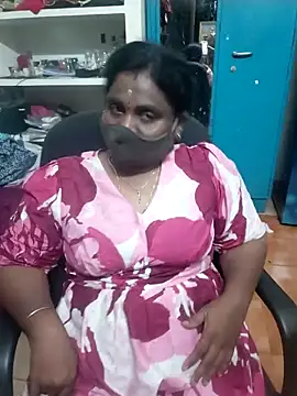 Snapshot of Tamil_Kavitha10 chatting on April 2026 07:03:02 PM Tamil Kavitha10 online show from April 2026 07:03:02 PM
