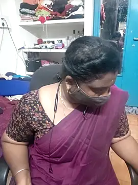 Snapshot of Tamil_Kavitha10 chatting on April 2026 02:54:01 PM Tamil Kavitha10 online show from April 2026 02:54:01 PM
