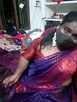 Snapshot of Tamil_Kavitha10 chatting on April 2026 05:14:02 PM Tamil Kavitha10 online show from April 2026 05:14:02 PM