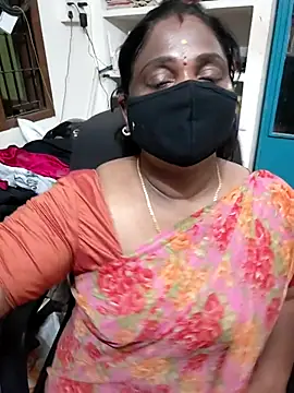 Snapshot of Tamil_Kavitha10 chatting on July 2026 06:39:02 PM Tamil Kavitha10 online show from July 2026 06:39:02 PM
