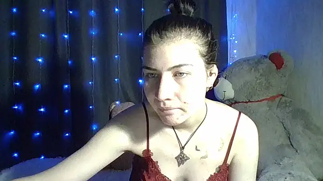 Nancy Luna online show from October 2025 05:35:02 PM