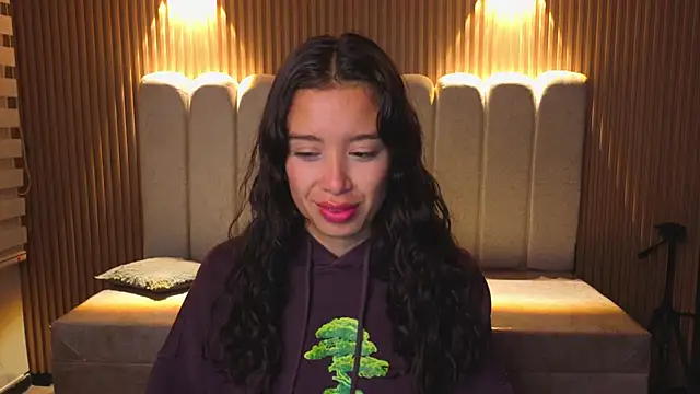  Mia Evans 1 online show from December 2025 11:39:02 AM