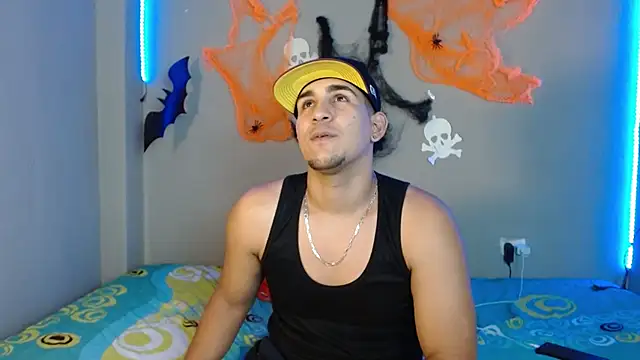 Snapshot of massimo_vidal_ chatting on October 2025 05:24:01 AM massimo vidal  online show from October 2025 05:24:01 AM