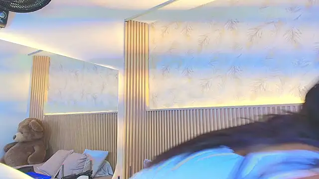 Liss-Reyes online show from March 2026 02:01:01 PM