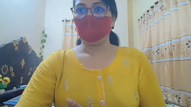 Snapshot of Elena_cruz5 chatting on May 2026 04:13:02 PM Elena cruz5 online show from May 2026 04:13:02 PM