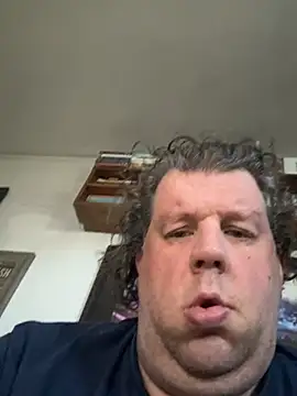 Stephanie1984 online show from April 2026 05:39:01 PM