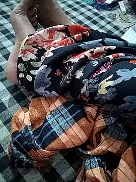 Snapshot of sexy__girls98 chatting on November 2025 10:43:01 PM sexy girls98 online show from November 2025 10:43:01 PM