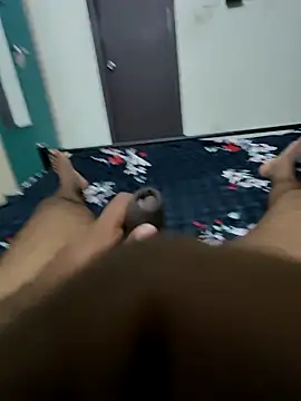 Massivehitman online show from November 2025 03:56:02 PM