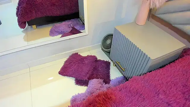 Mia Valentine  online show from March 2026 08:04:01 PM