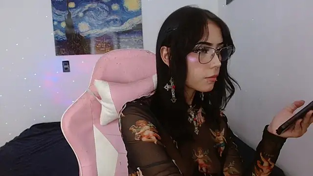 Melhoneymoon online show from September 2025 12:03:01 AM