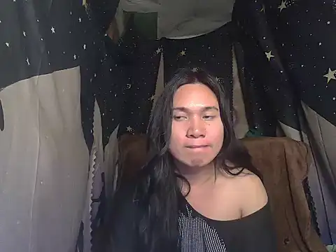 Snapshot of Reynalda26 chatting on September 2025 03:45:01 PM Reynalda26 online show from September 2025 03:45:01 PM