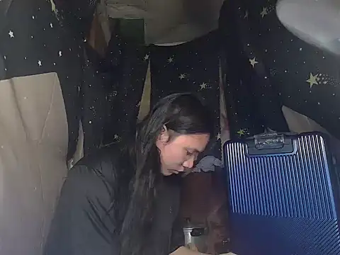 Reynalda26 online show from November 2025 09:36:01 PM