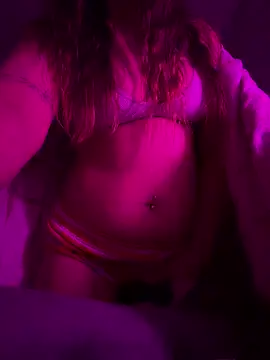 LilPeachyPie online show from March 2026 05:47:02 AM