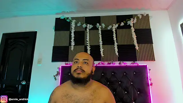  leda swan  online show from May 2026 09:03:01 AM
