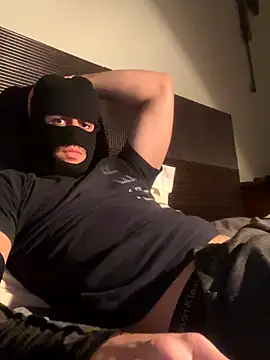 Snapshot of SinisterMads chatting on September 2025 08:42:01 PM SinisterMads online show from September 2025 08:42:01 PM