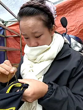 liu-liusexy online show from December 2025 02:42:01 AM