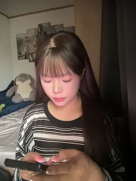 SarahBeii online show from October 2025 03:34:01 AM