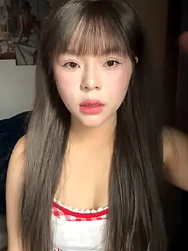 SarahBeii online show from November 2025 03:38:01 AM