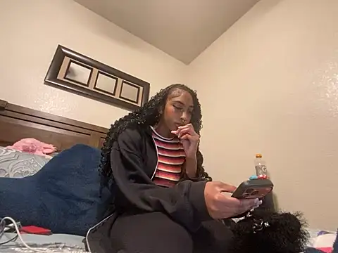 Brooke012 online show from April 2026 10:43:02 PM