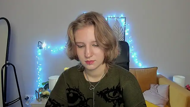 Hailey Foxy online show from October 2025 08:53:02 AM